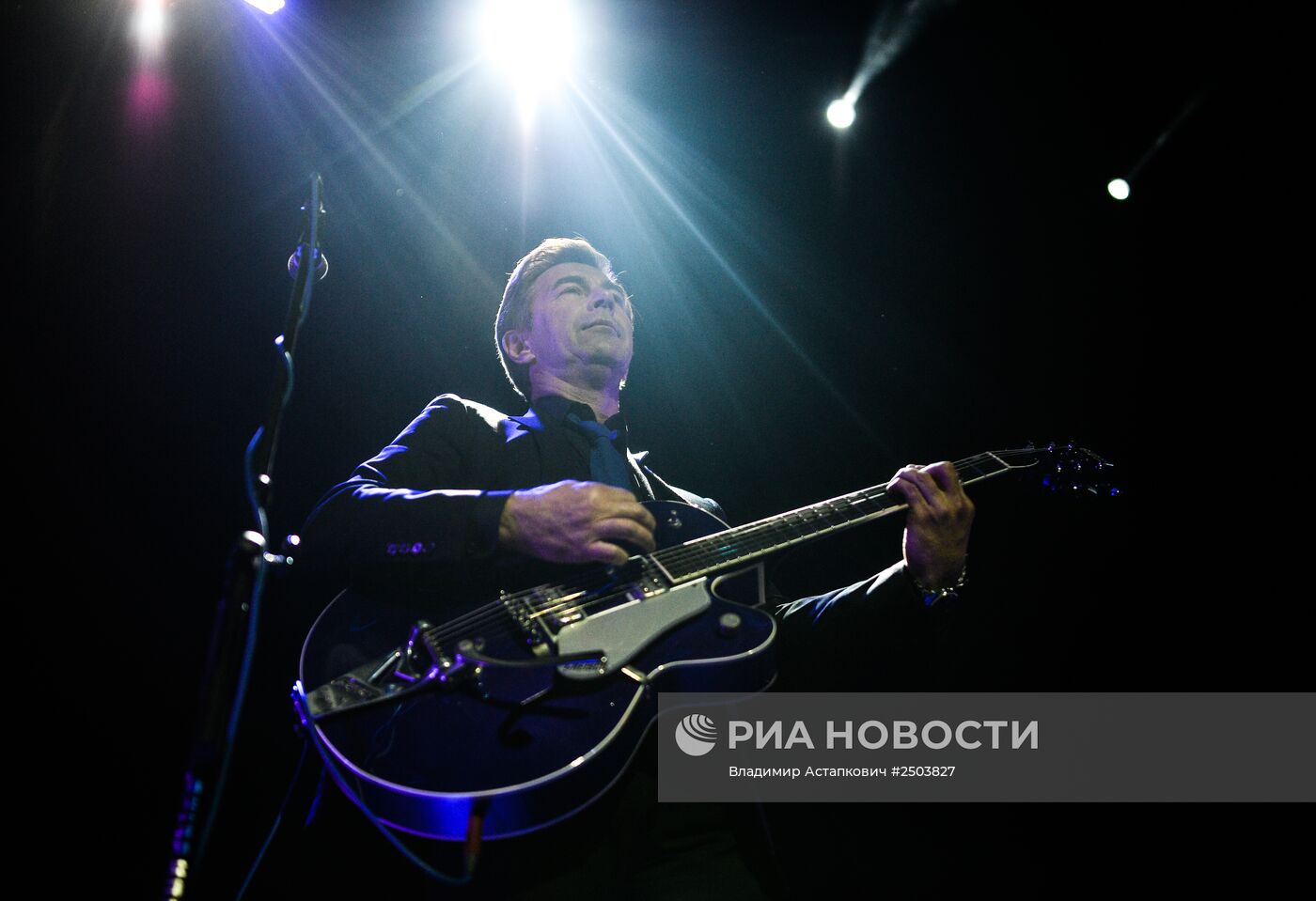 Концерт В.Сюткина в Известия Холл.