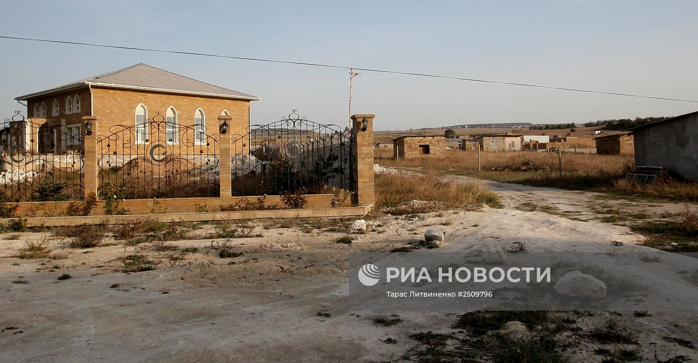 Татарские самозахваты в Крыму