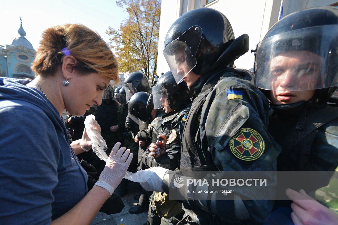Столкновения у Верховной рады в Киеве