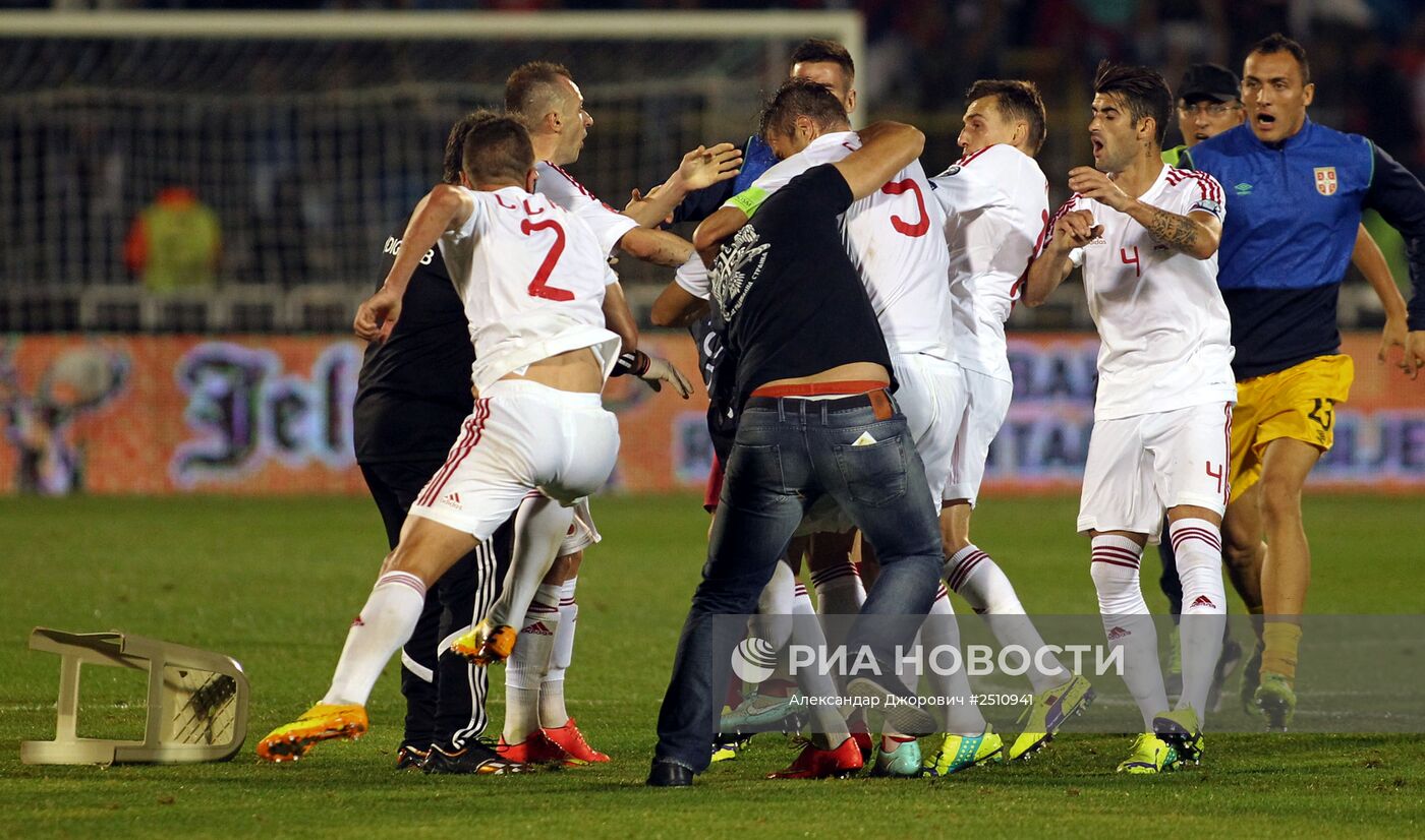 Беспорядки на футбольном матче Сербия - Албания