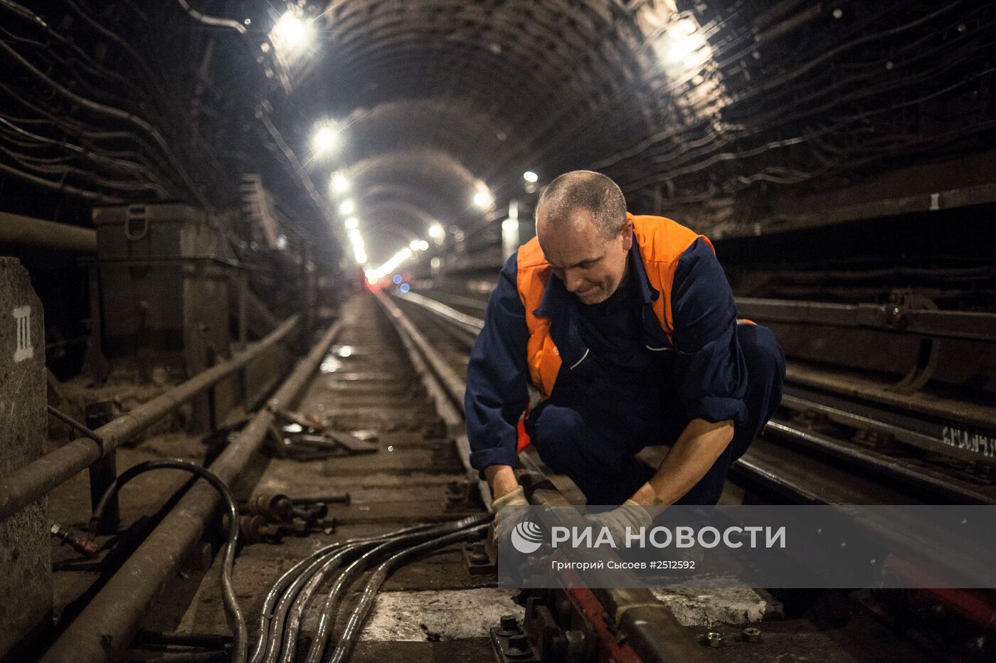 Ремонтные работы на путях участка Замоскворецкой линии "Белорусская" - "Новокузнецкая"