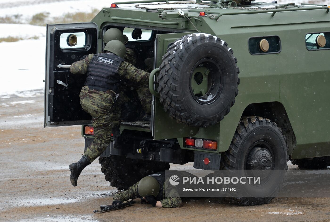 Демонстационные показы техники в рамках выставки "Интерполитех-2014"