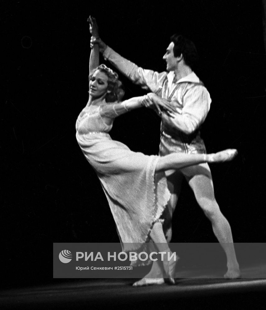 Артисты балета Виолетта Бовт и Олег Егоров