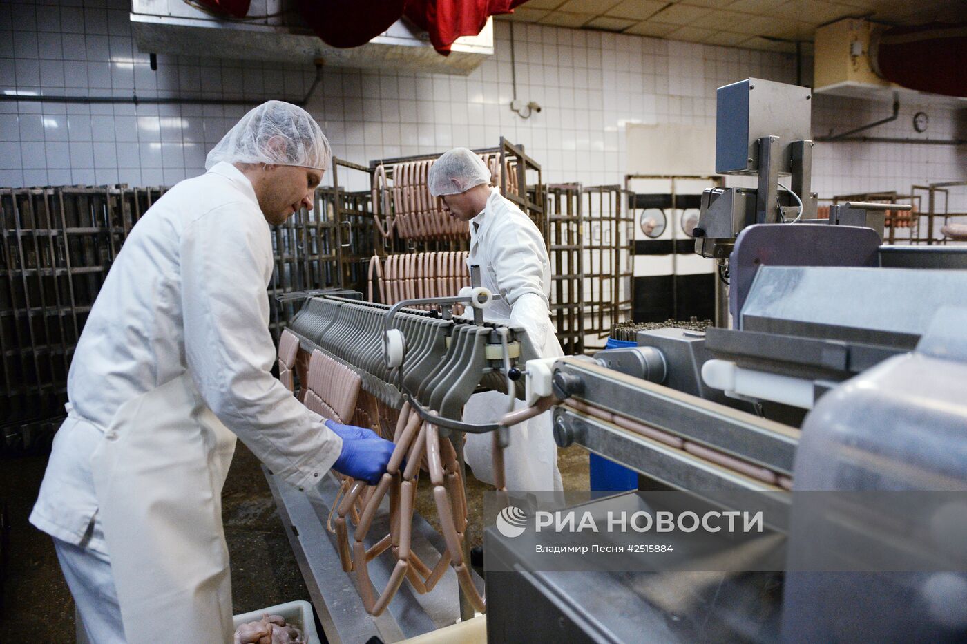 Дымовское колбасное производство в Москве