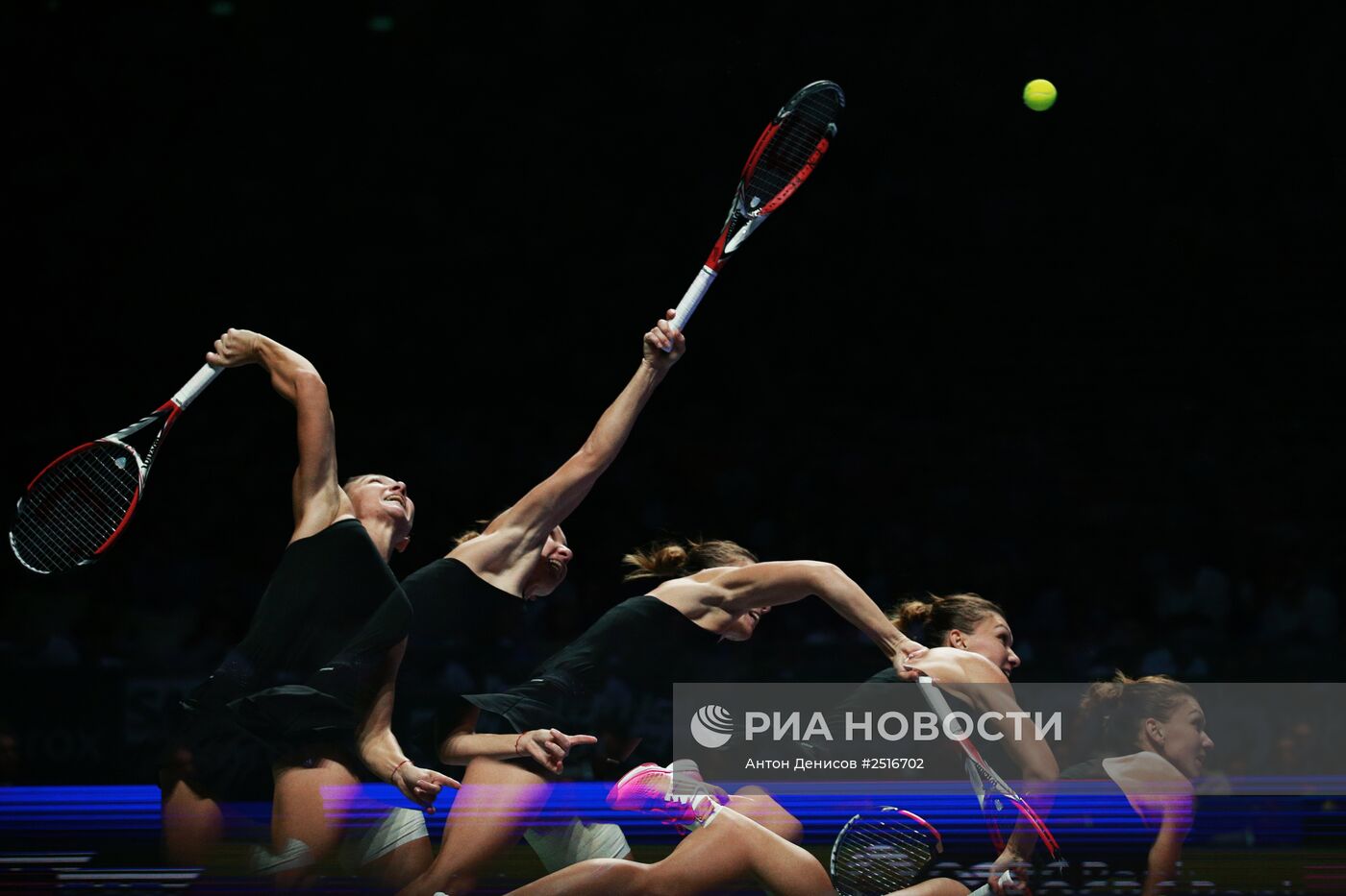 Теннис. Итоговый турнир WTA. Пятый день