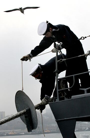 Визит эсминца "Хамагири" Морских сил самообороны Японии во Владивосток