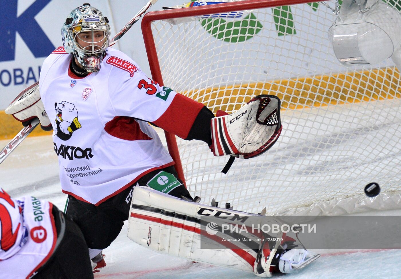 Хоккей. КХЛ. Матч "Авангард" - "Трактор"