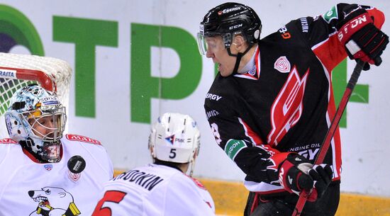 Хоккей. КХЛ. Матч "Авангард" - "Трактор"