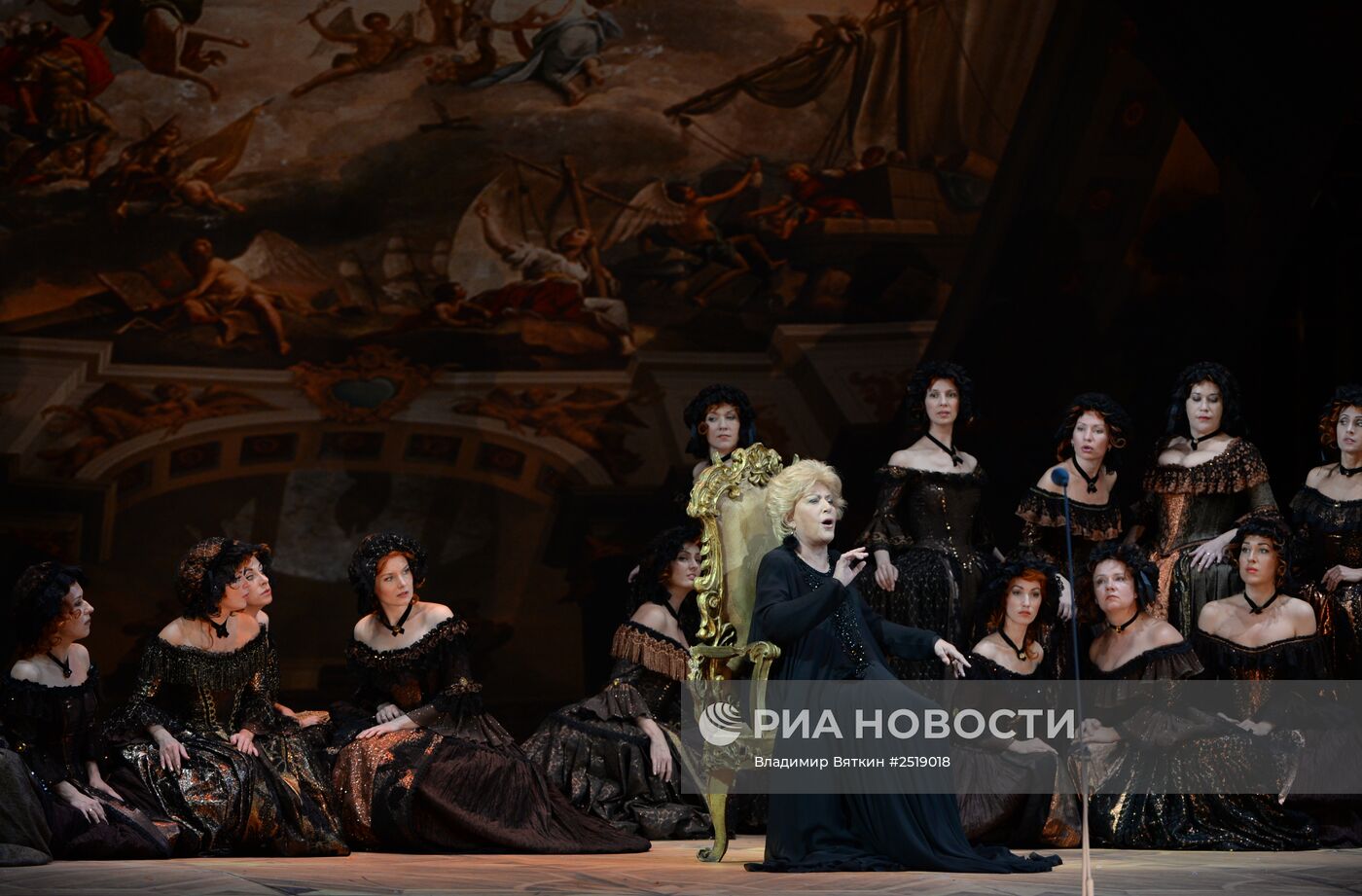 Концерт "Оперный бал",посвященный 75-летнему юбилею Е. Образцовой