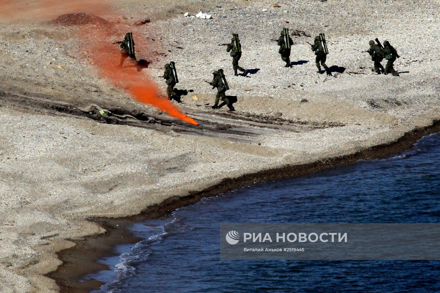 Тактические учения морской пехоты Тихиоокеанского флота в Приморском крае