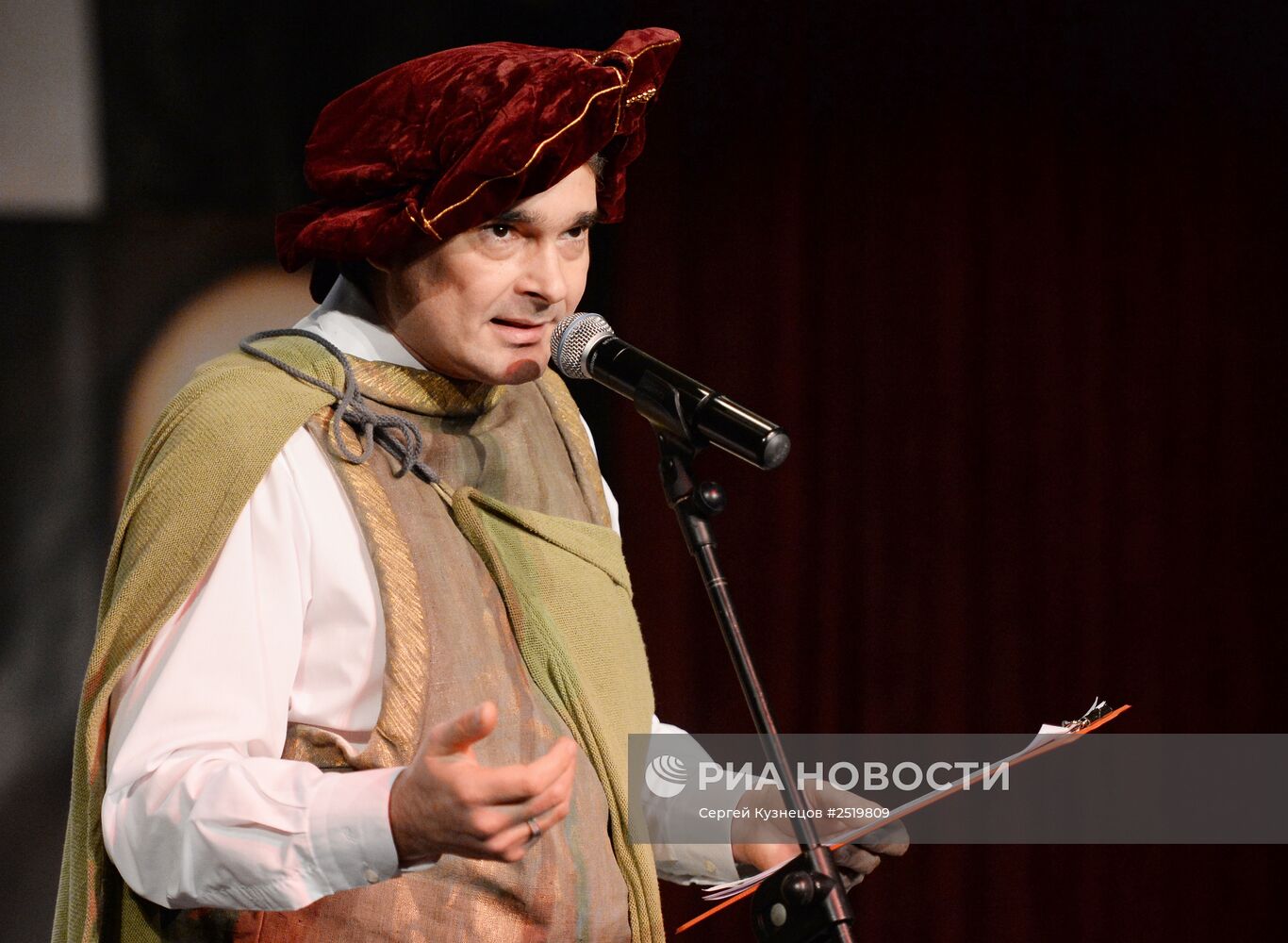 Капустник, посвященный открытию нового театрального сезона "ШексПИР во время чумы"