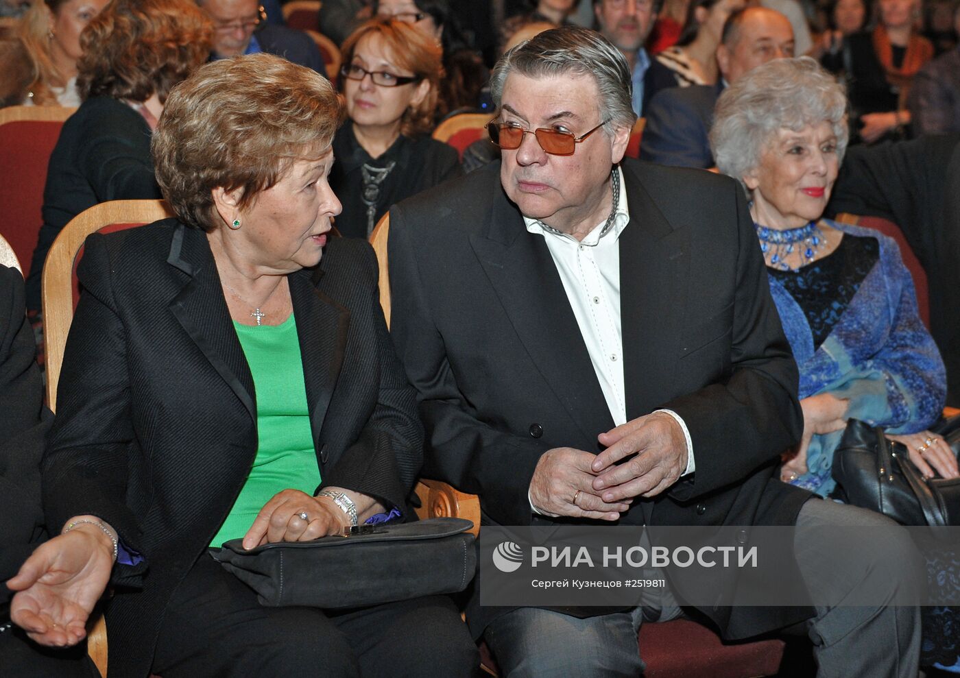 Капустник, посвященный открытию нового театрального сезона "ШексПИР во время чумы"
