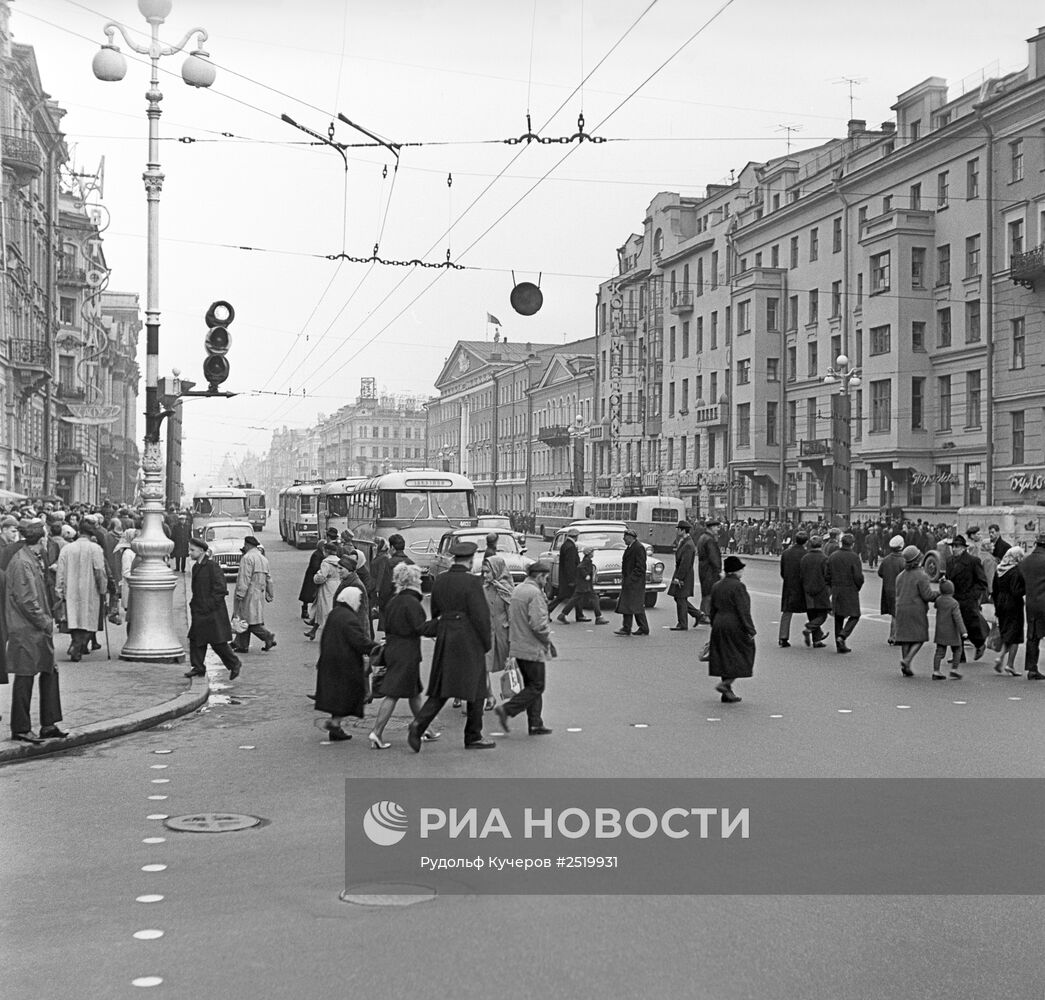 На Невском проспекте в Ленинграде