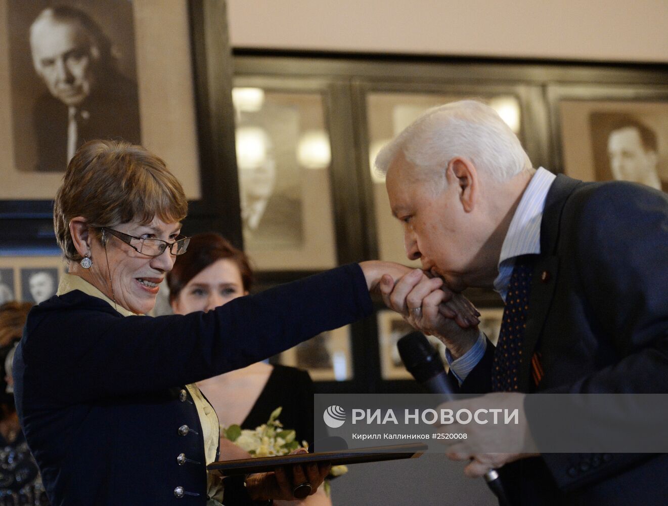 Вручение памятных знаков "Чайка" в МХТ им.Чехова