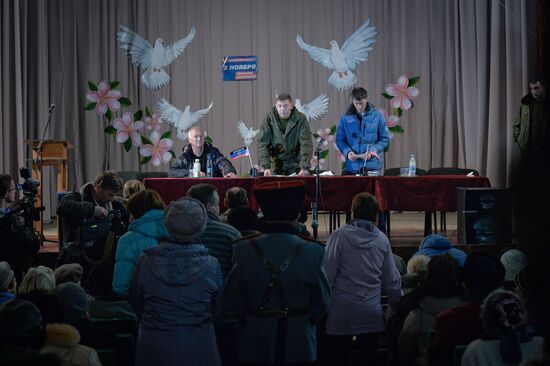 Визит А.Захарченко в Новоазовск