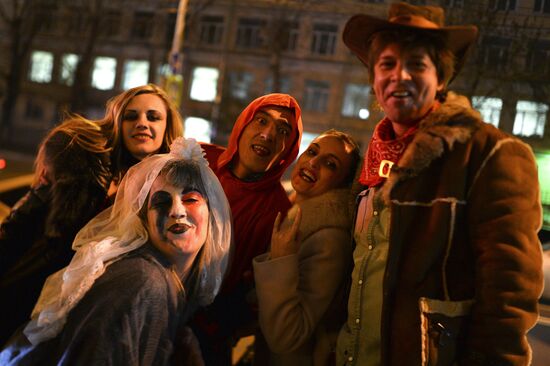 Празднование Хэллоуина в Москве