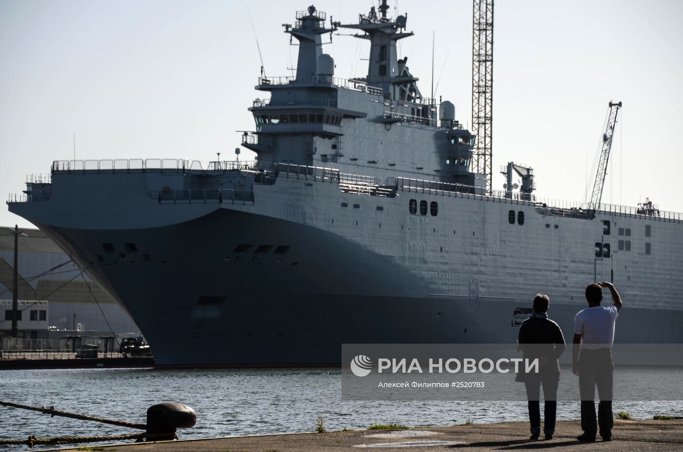 Десантный корабль "Владивосток" класса "Мистраль" в доках французской компании SNX France