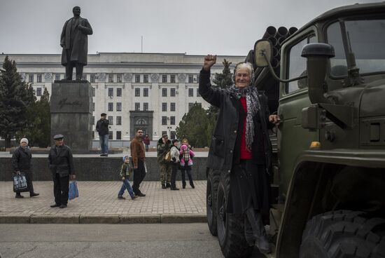 Луганск накануне выборов главы ЛНР и депутатов Народного Совета ЛНР