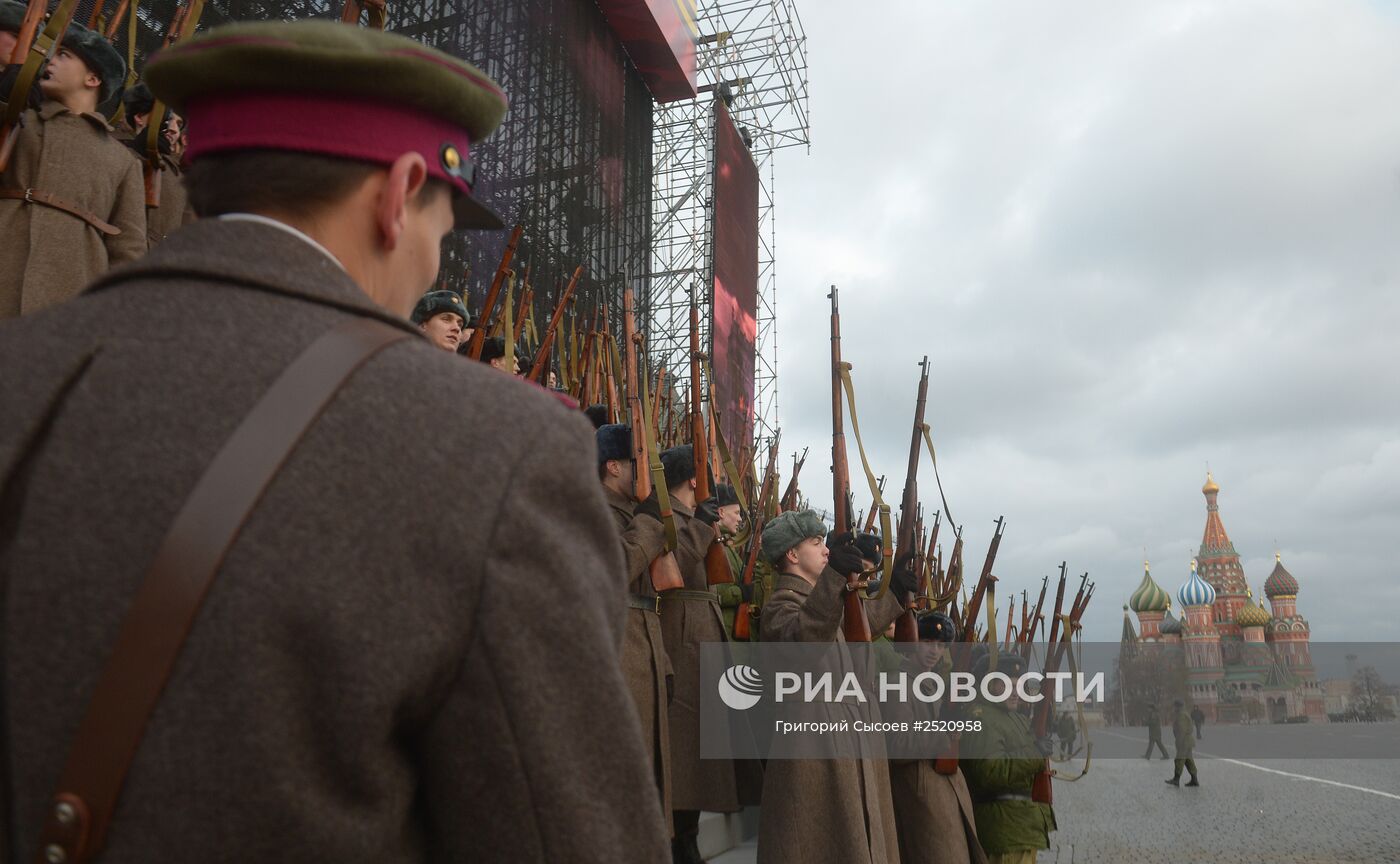 Репетиция торжественного марша, посвященного легендарному параду 1941 года