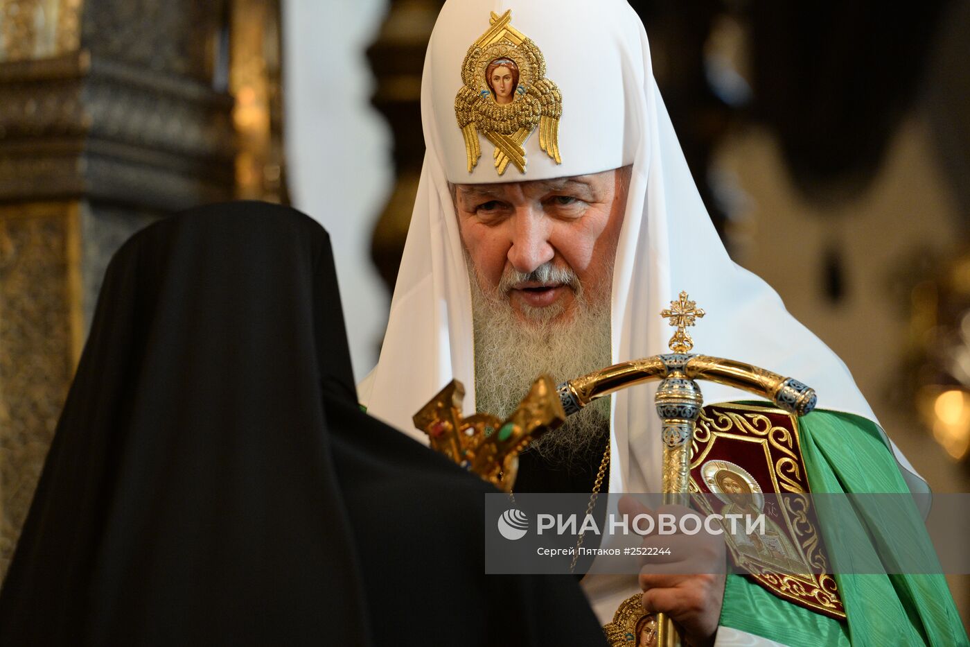 Патриаршее служение в праздник Казанской иконы Божией Матери в Успенском соборе Кремля