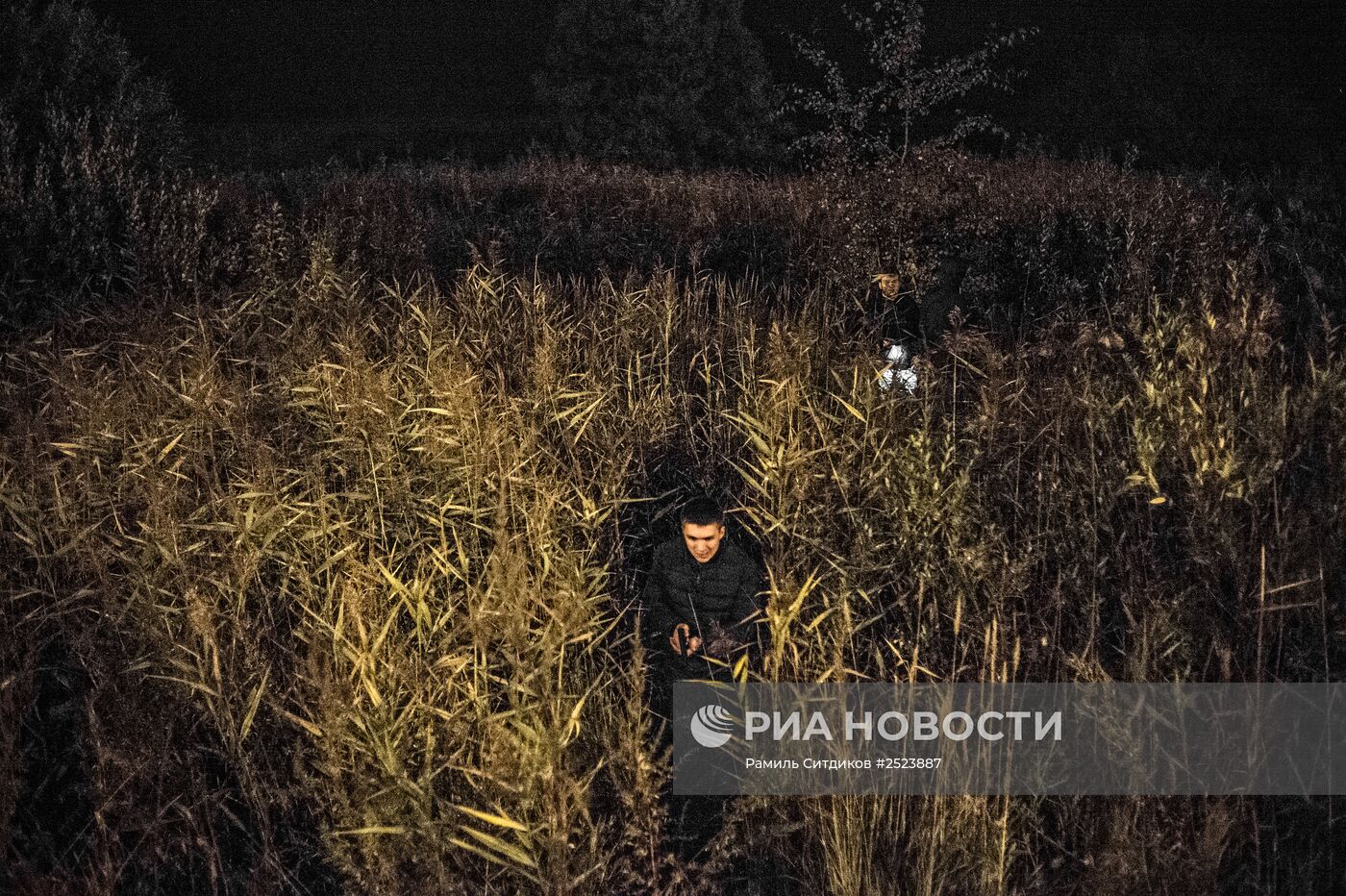 Стритрейсеры на ночных рейдах по поиску "банды ГТА"