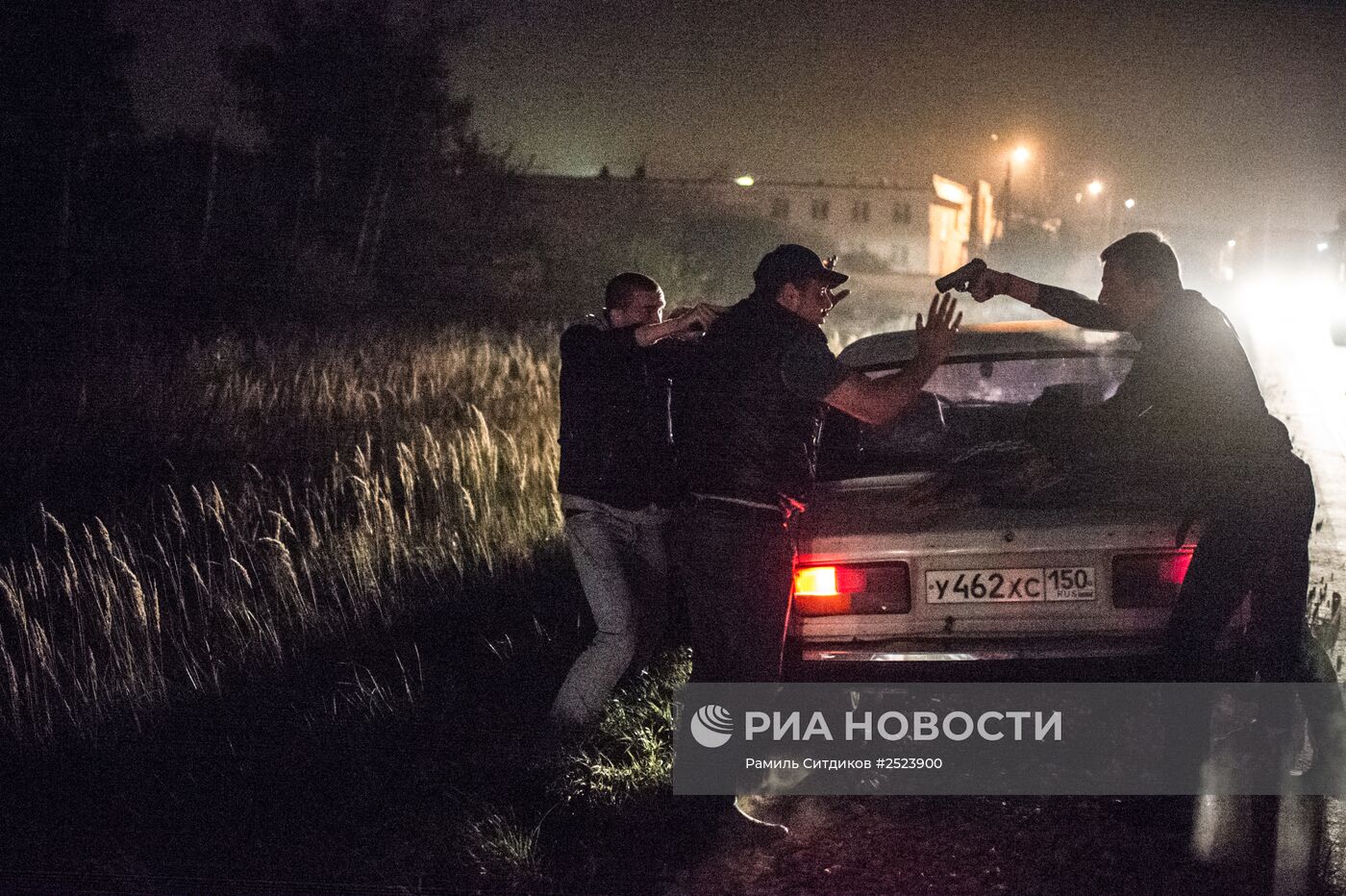 Стритрейсеры на ночных рейдах по поиску "банды ГТА"