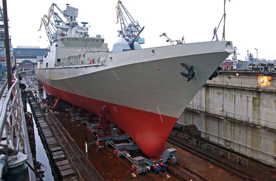 Спуск на воду сторожевого корабля "Адмирал Эссен" в Калининграде