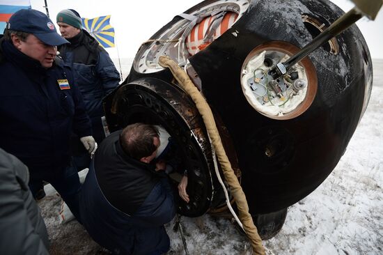 Возвращение на Землю экипажа МКС-40/41