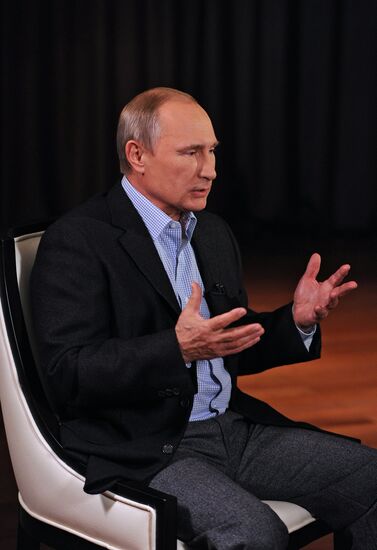 В.Путин дал интервью немецкому телеканалу ARD