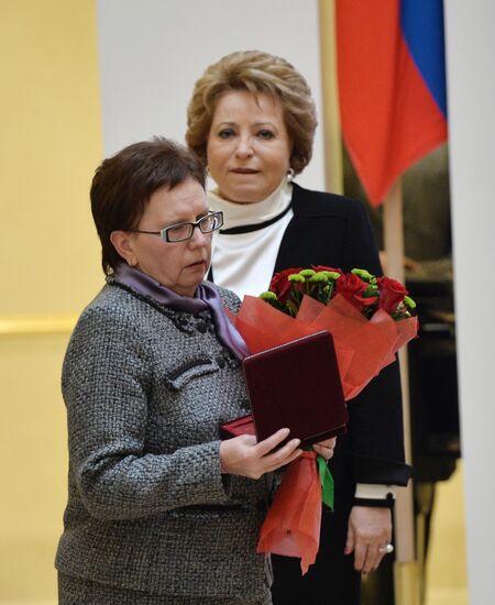 Вручение государственных наград родственникам журналистов, погибших на востоке Украины