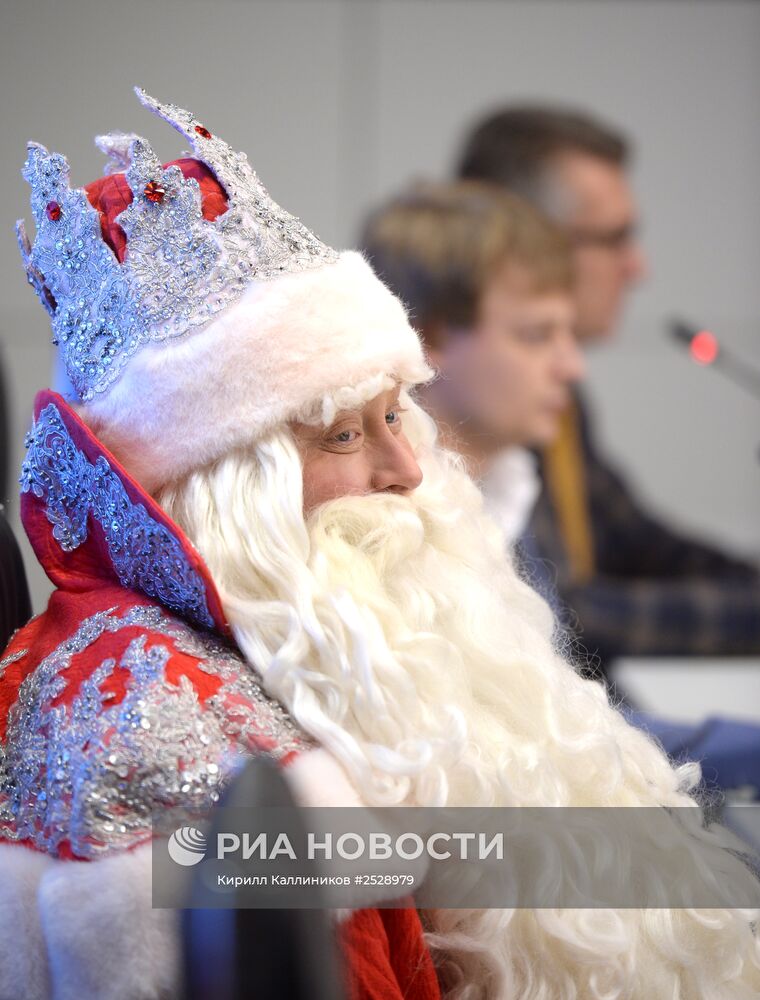 Пресс-конференция главного Деда Мороза страны