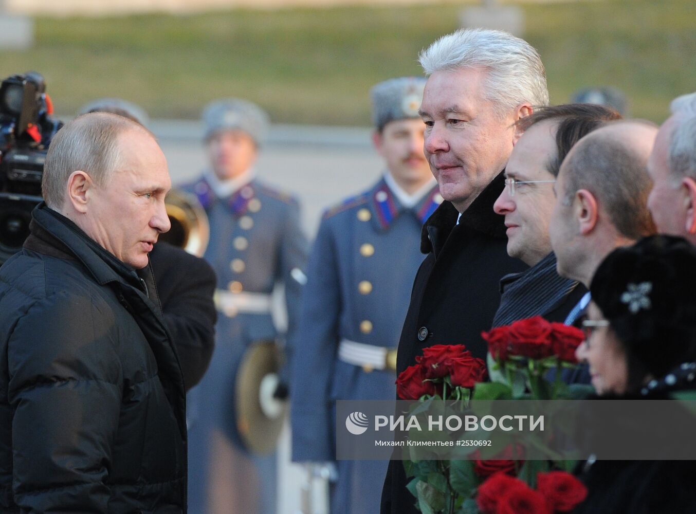 В.Путин принял участие в церемонии открытия памятника Александру I