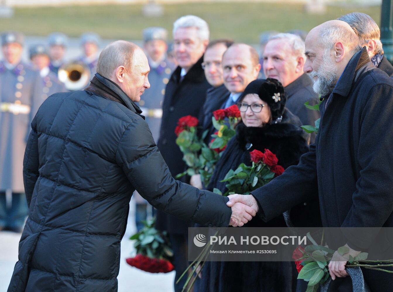 В.Путин принял участие в церемонии открытия памятника Александру I