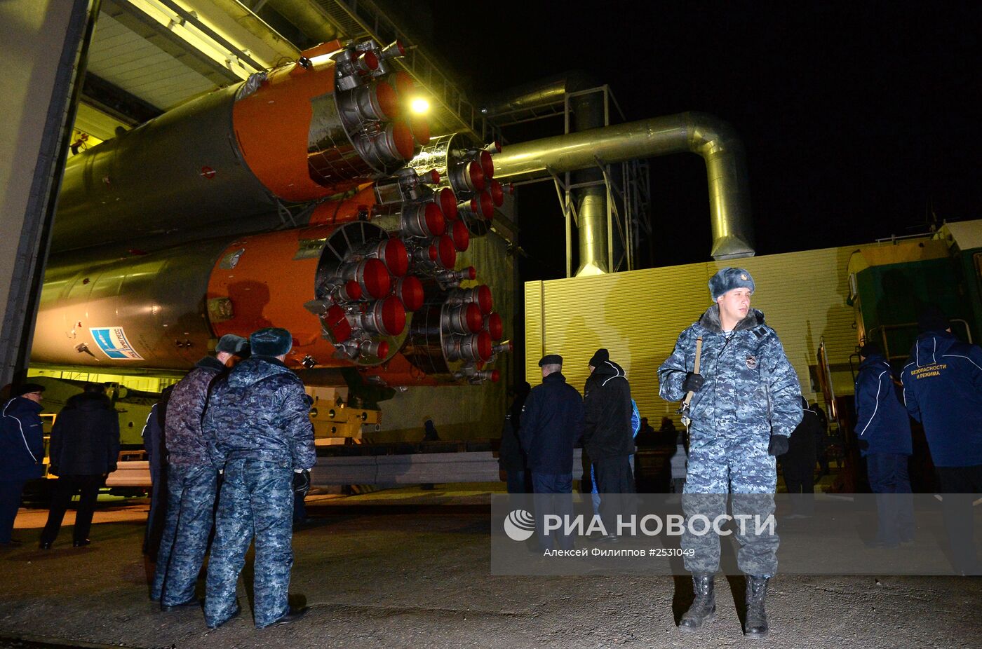 Вывоз космического корабля "Союз ТМА-15М" на старт