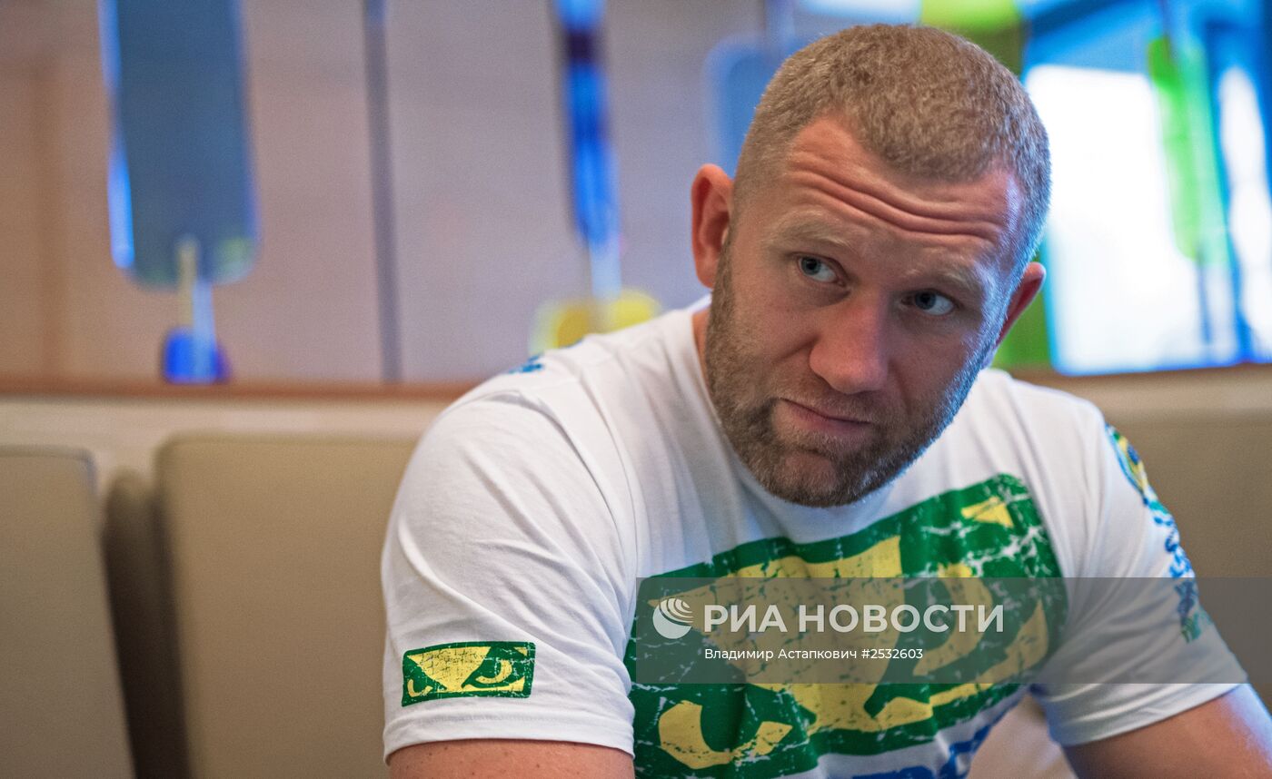 Интервью участников турнира M-1 Challenge 53 Битва в Поднебесной