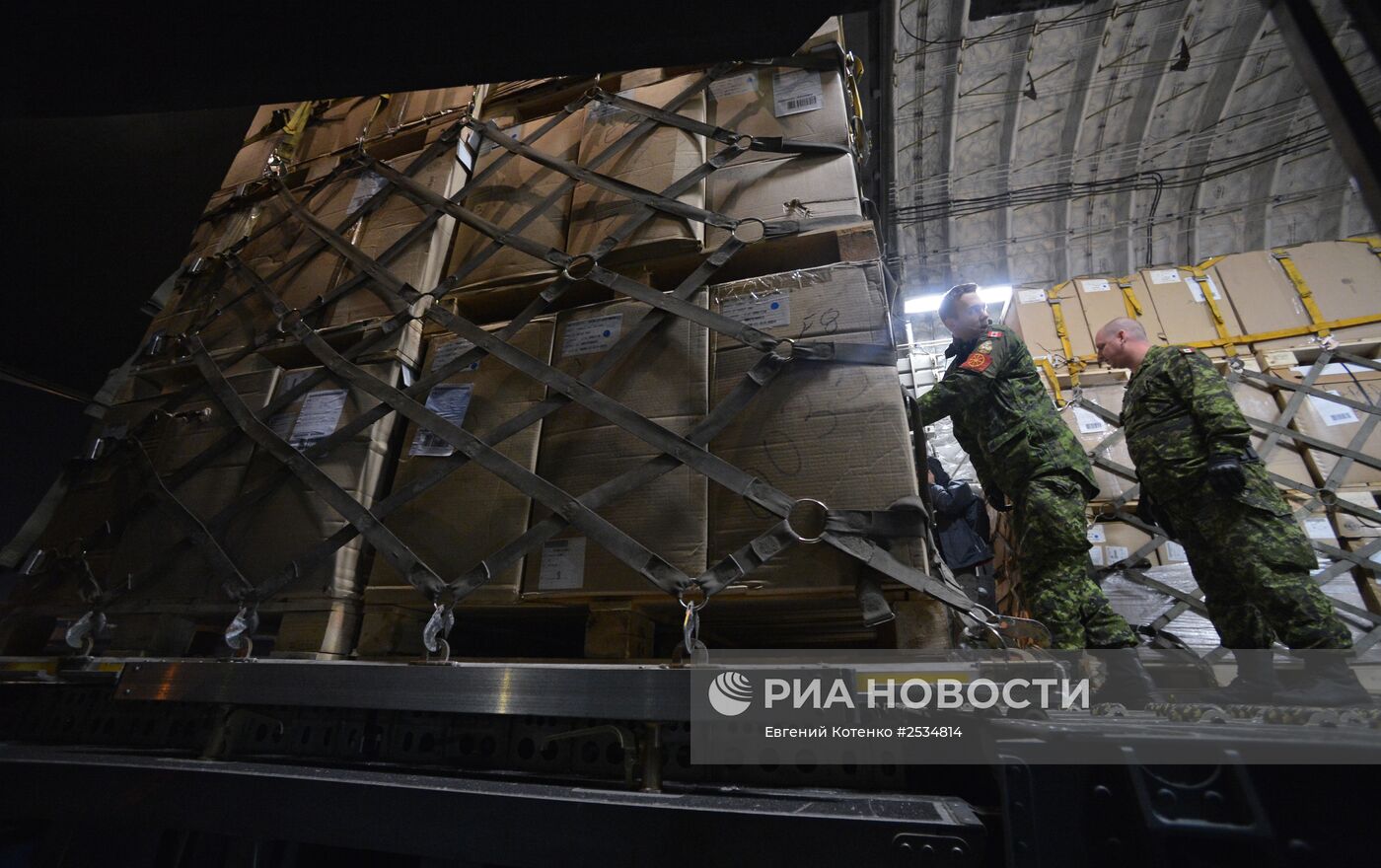 Зимняя форма одежды для военнослужащих ВС Украины доставлена в аэропорт "Борисполь" из Канады