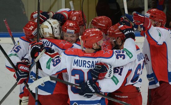 Хоккей. КХЛ. Матч "Динамо" (Москва) - ЦСКА