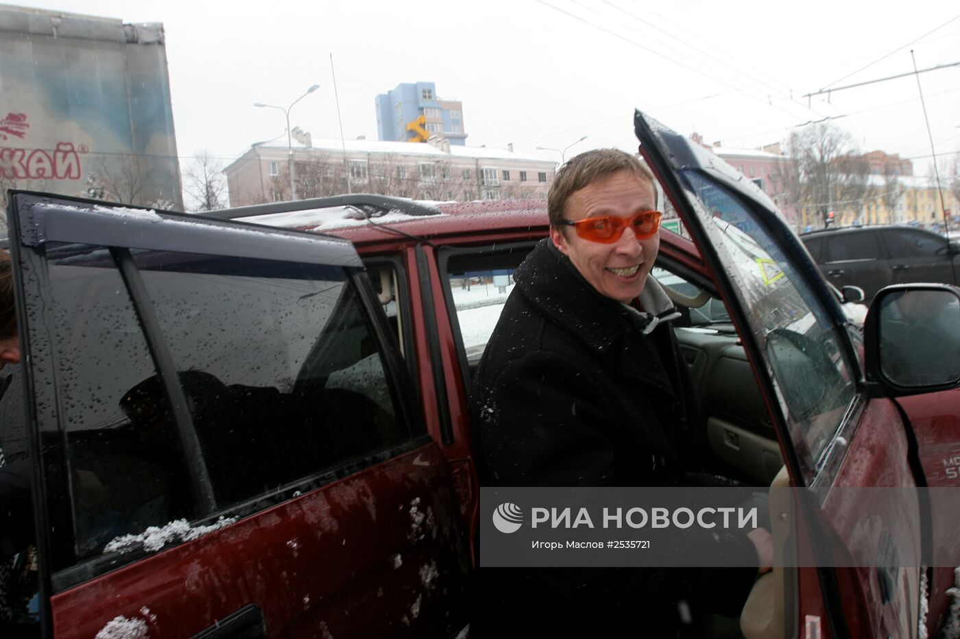 Российский актер Иван Охлобыстин приехал в Донецк на премьеру нового фильма "Иерей-сан
