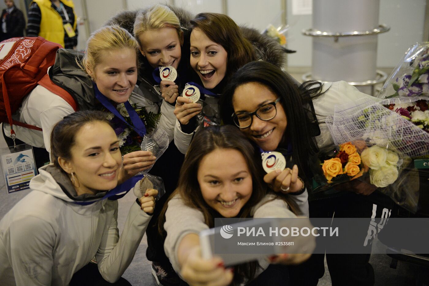 Встреча женской сборной по керлингу в аэропорту Шереметьево