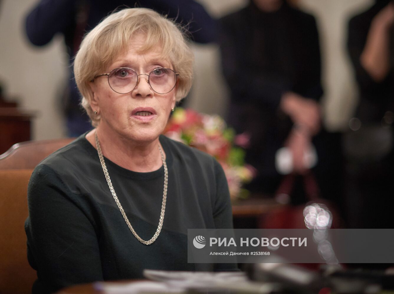 Выставка "Театральные династии. Фрейндлих"