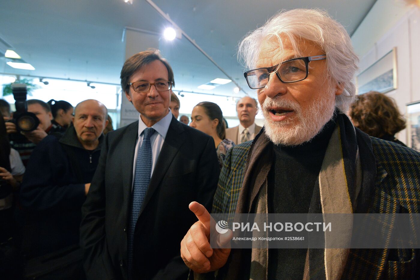 Итальянский актер Микеле Плачидо посетил Челябинск