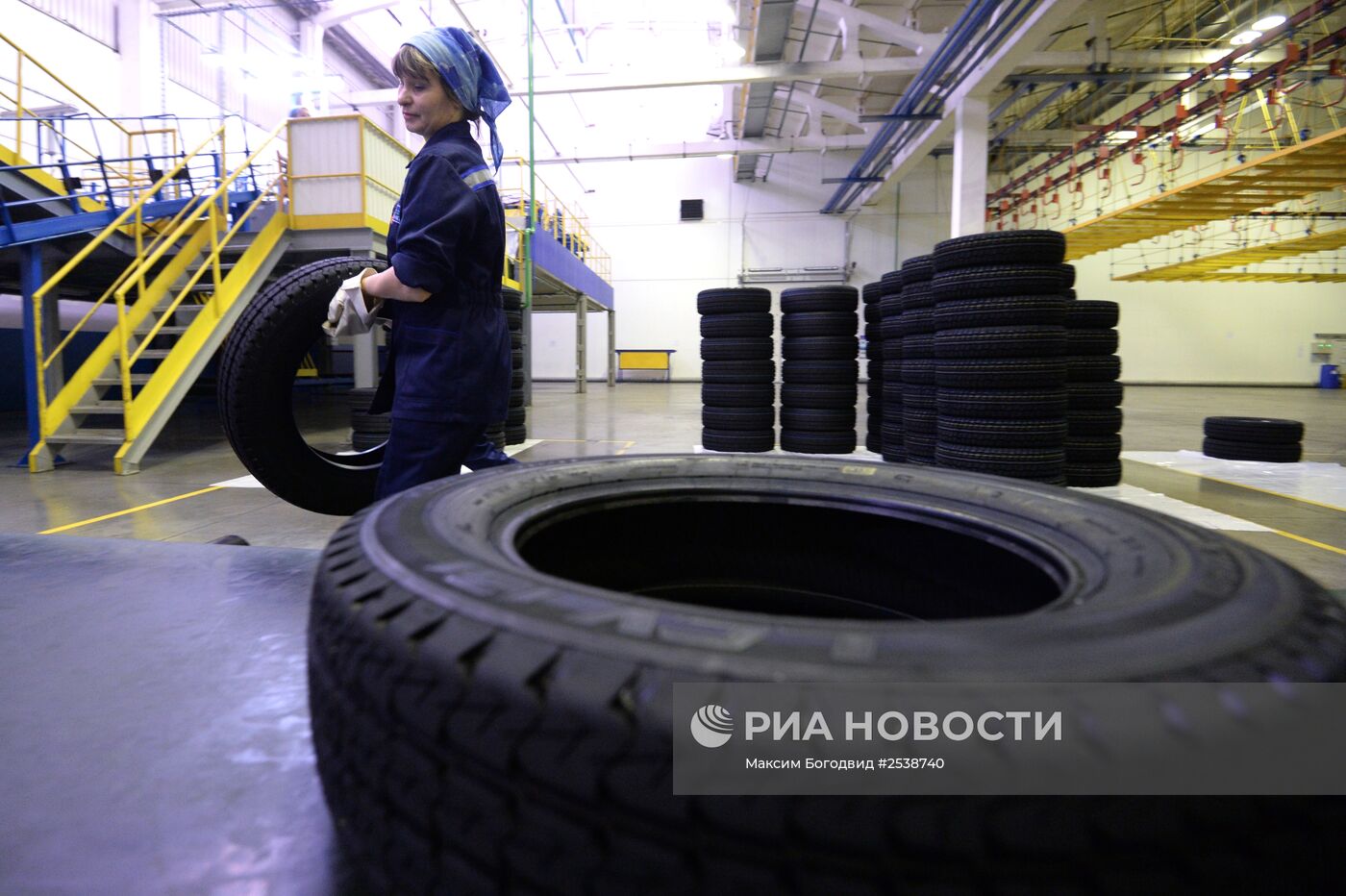 Производство автомобильных шин на заводе "Нижнекамскшина"