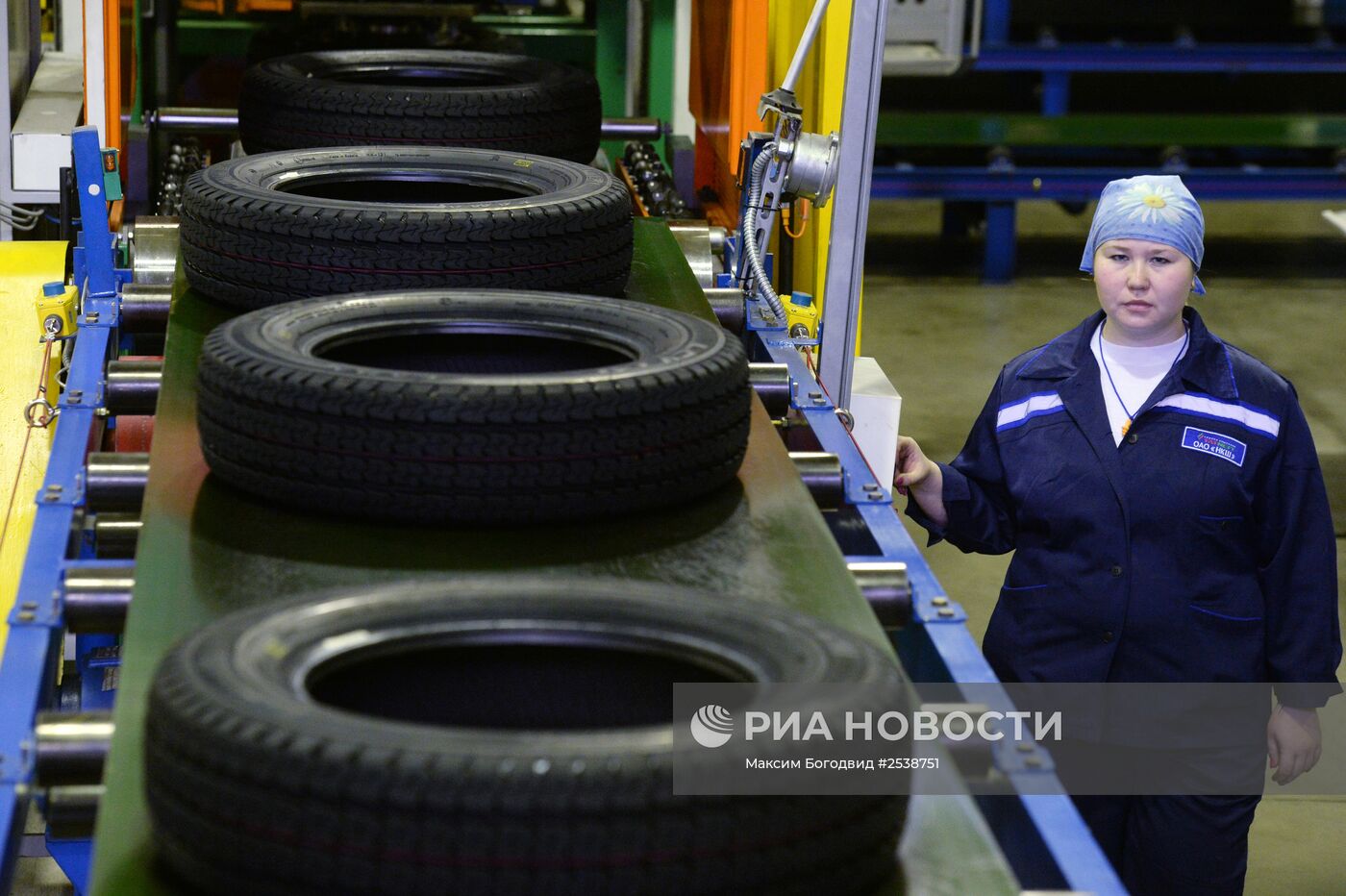 Производство автомобильных шин на заводе "Нижнекамскшина"