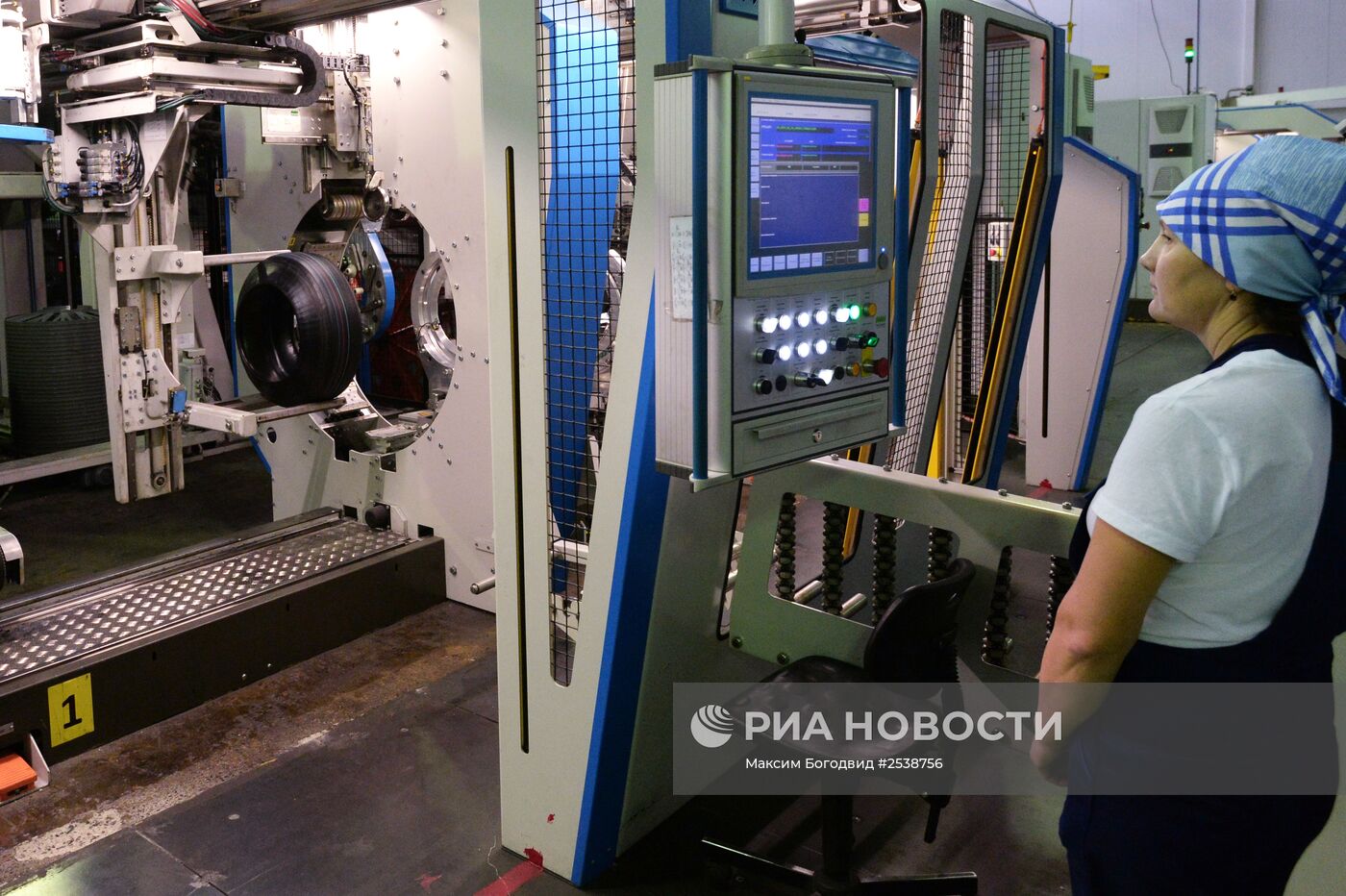 Производство автомобильных шин на заводе "Нижнекамскшина"