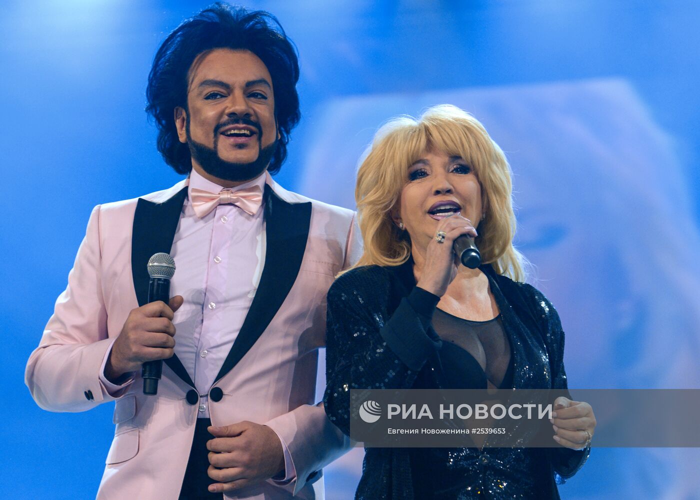 Музыкальный фестиваль "Песня года 2014"