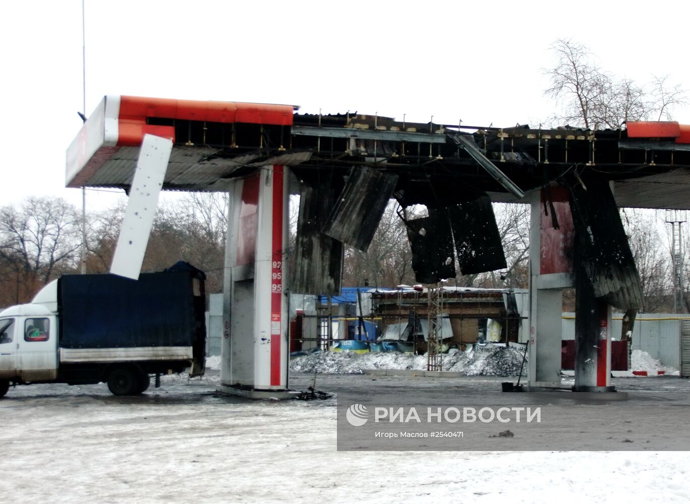 Последствия обстрела украинскими силовиками Донецка