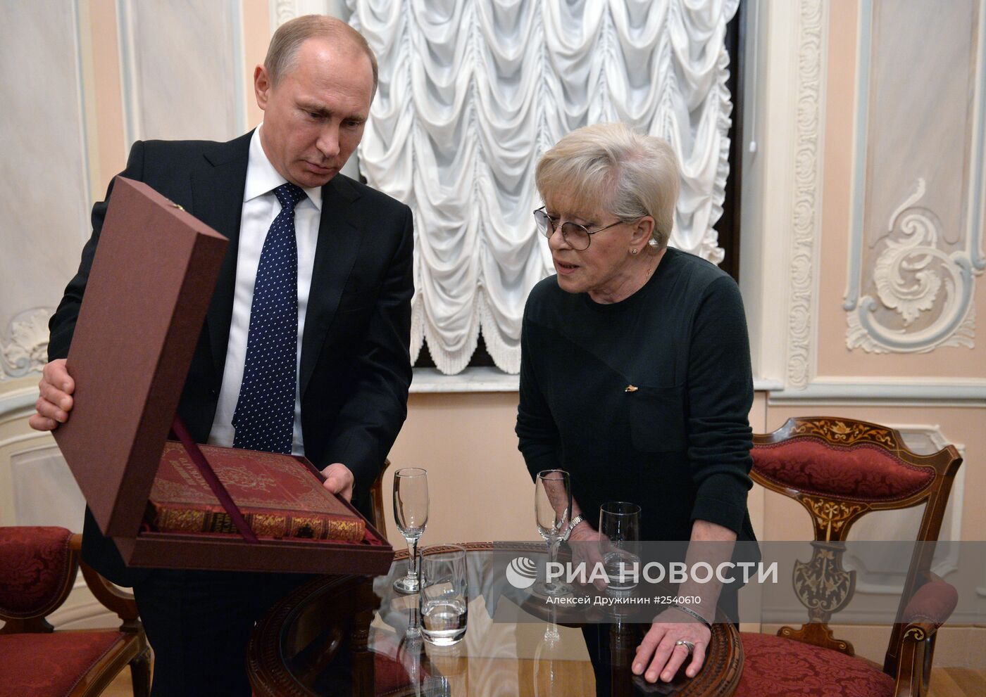 Рабочая поездка В.Путина в Северо-Западный федеральный округ