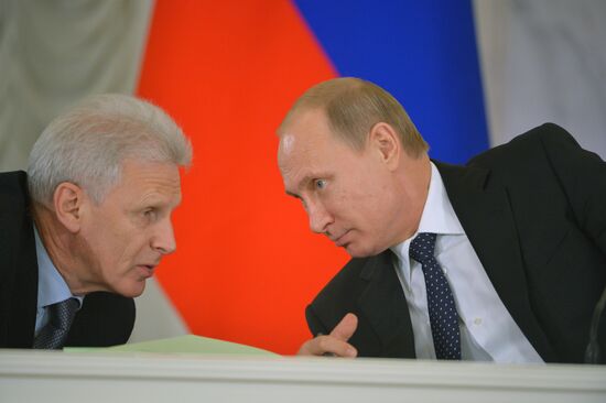 Рабочая поездка В.Путина в Северо-Западный федеральный округ