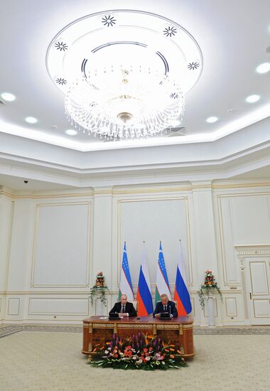 Официальный визит В.Путина в Республику Узбекистан