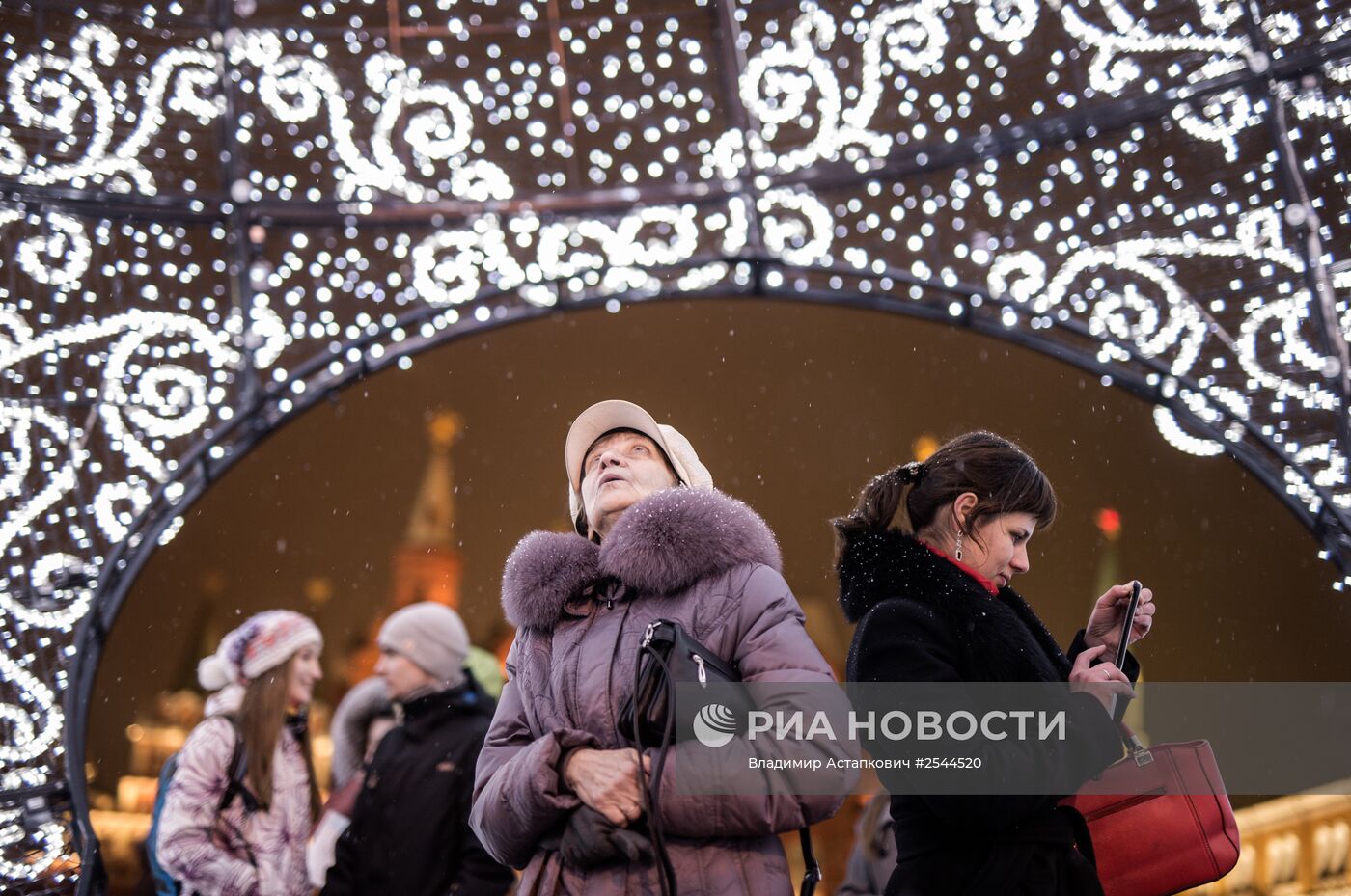 Новогодняя иллюминация в Москве